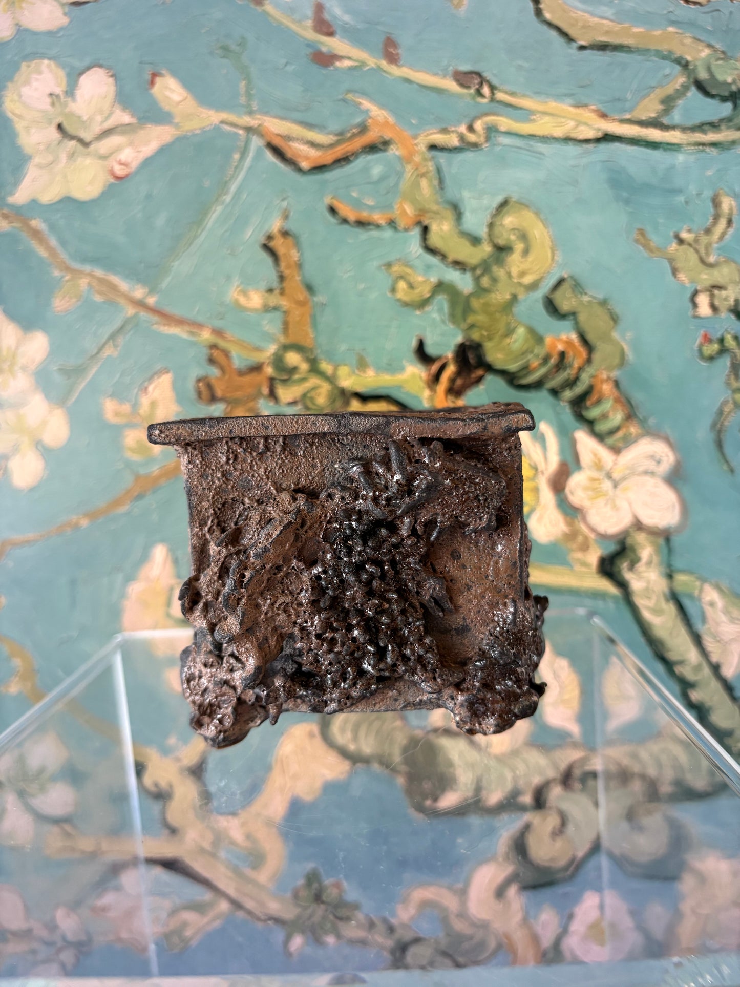 Dragon pot
